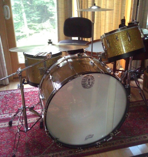 01_1930s Wanda Drum Set.jpg